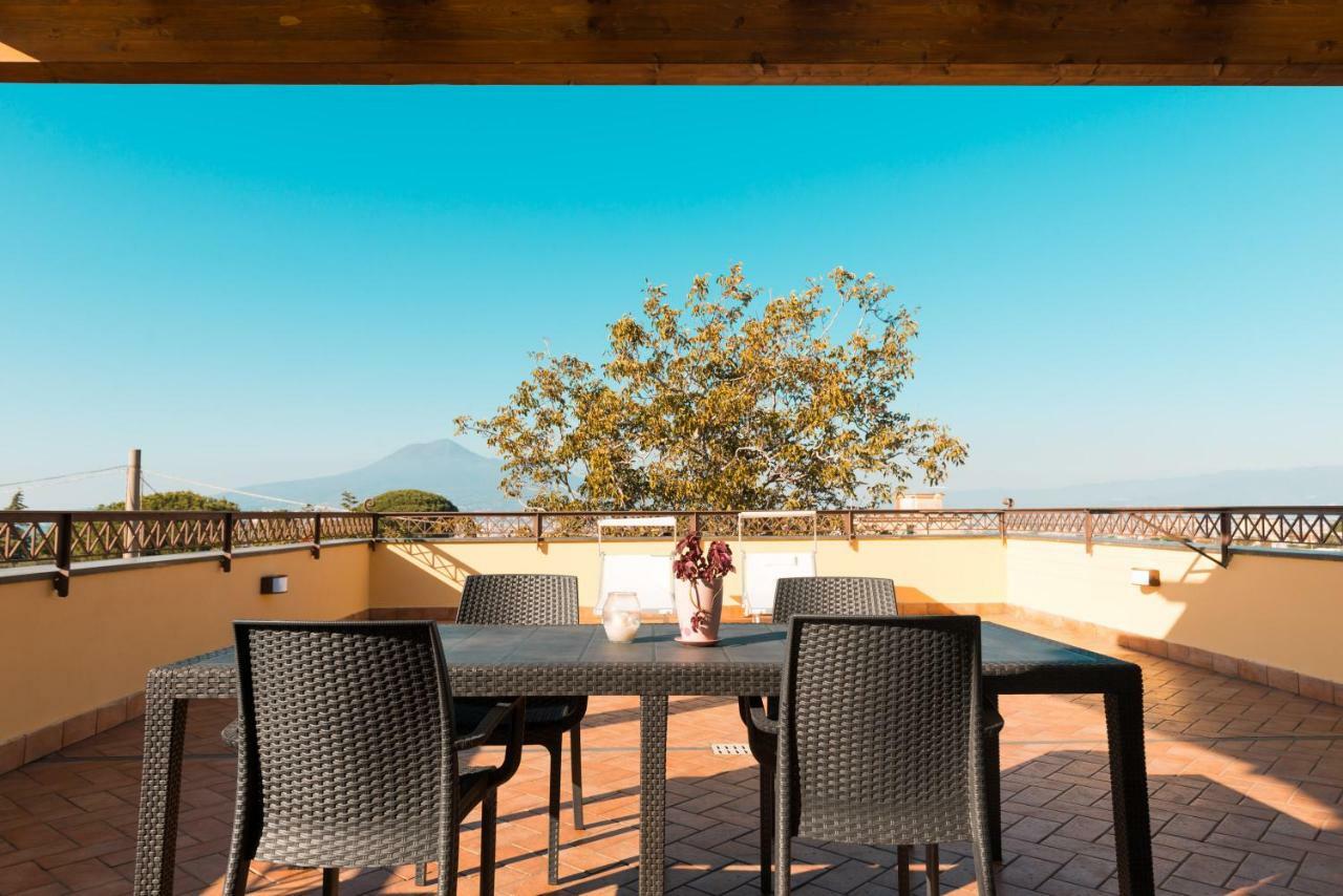 Villa Lucia Terrazza Panoramica Кастеламаре ди Стабия Екстериор снимка