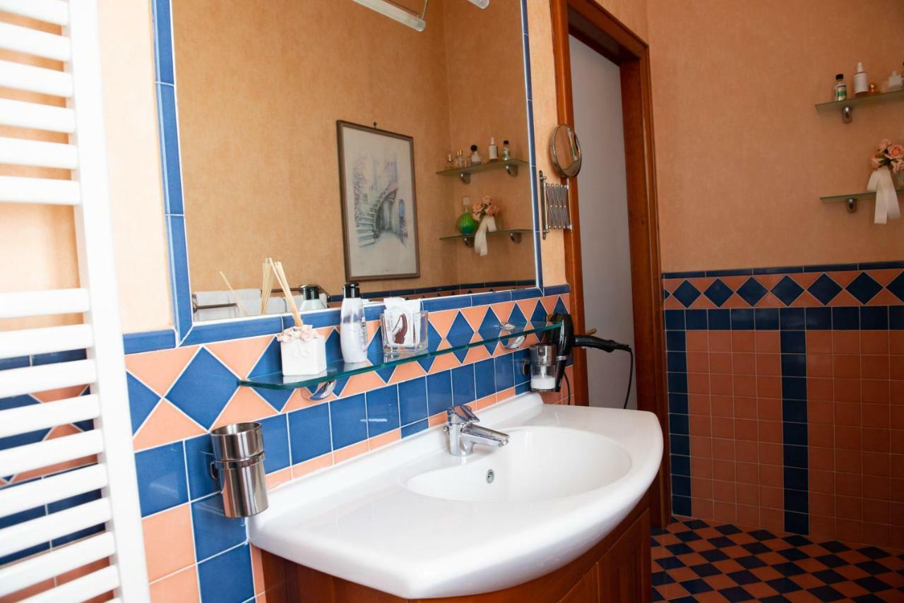 Villa Lucia Terrazza Panoramica Кастеламаре ди Стабия Екстериор снимка