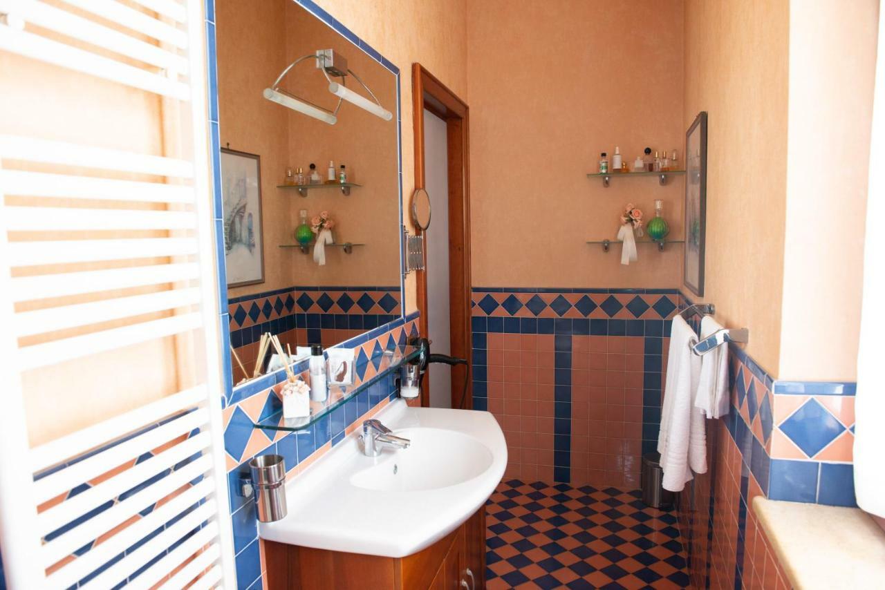 Villa Lucia Terrazza Panoramica Кастеламаре ди Стабия Екстериор снимка