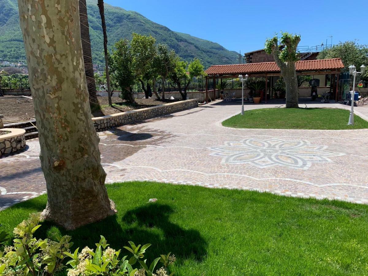 Villa Lucia Terrazza Panoramica Кастеламаре ди Стабия Екстериор снимка