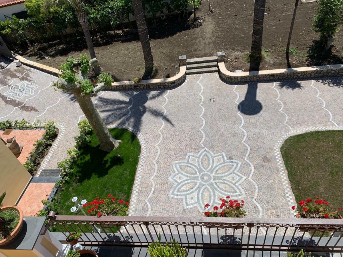 Villa Lucia Terrazza Panoramica Кастеламаре ди Стабия Екстериор снимка